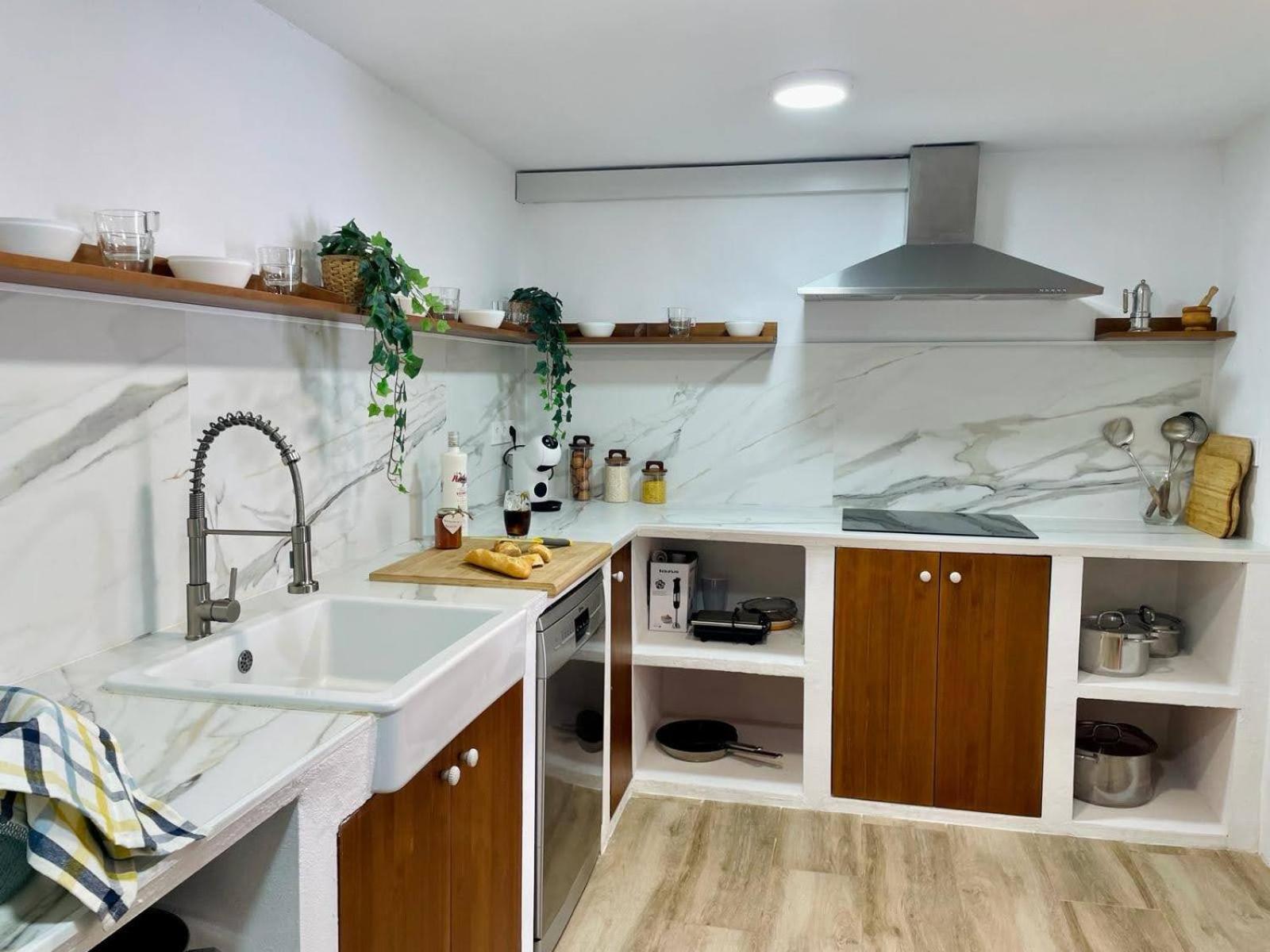 Con Piscina Privada